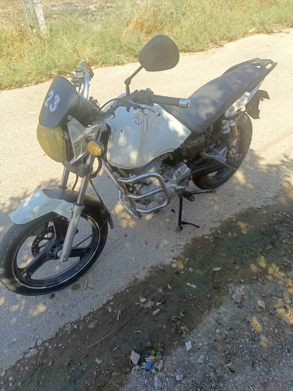 سنكي للبيع مكينه بيها شويه دخانه كله شغال نقره سلف سعر 500 وبي مجال ***********
