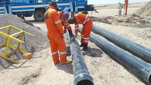 شركة متخصصة بالأعمال الحفريات التي تختص بحفر الآبار المائية والأرتوازية والمقاولات العامة المحدودة في العراق.
1. حفر الآبار المائية والارتوازية
2. حفر الإفقي المخفي HDD
3. كشف المياه الجوفية بأحدث الاجهزة
4.تجهيز مواد الخاصة بالحفر
للتواصل معنا يرجى :-
1) 💻 مراسلة إدارة الصفحة •
2) 📞 الأتصال بنا عبر الارقام التالية:- 《***********》بأدارة: استاذ احمد ●》***********》
