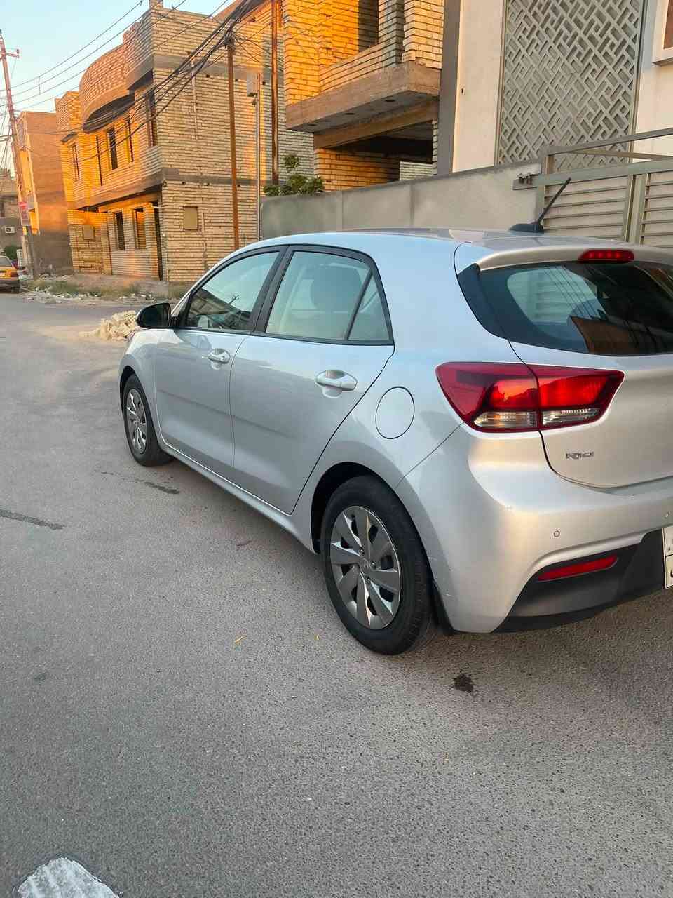 كيا ريو 2018 ماشيه 112 ميل محرك 1600 جي دي جام جوبي كير اوتو رقم أربيل القديم صبغ بنيد وجاملغ وباب السعر 80 وبي مجال ***********
