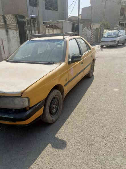 بيجو روى 2009 بسمي 
كير محرك خير من الله 
مكانها بغداد 
رقم بغداد نكليزي
سعرها 16
رقم ***********
