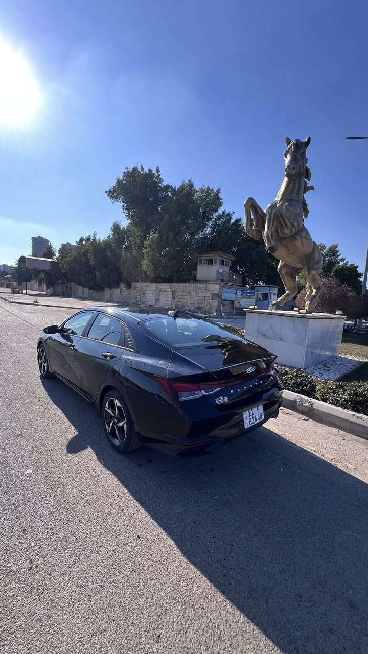 السلام عليكم
النترا 2023 وارد امريكي سياره فول جديده 
 دخول جديد ترقيم جديد 
بدون تبديل اي قطعه حادث بسيط 
مكينه 2000 دوش 
رقم الشاصي 5NPLS4AG6PH096384
رقم بغداد بااسمي تحويل مباشر 
السعر 157
للاستفسار 
***********
العنوان بغداد الدولعي
