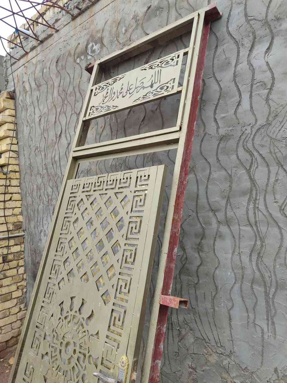 السلام عليكم
عندي بيبان للبيع
باب حديد تسگام جنل وبيبان اثنين خشب نضيفات كلش مستخدمات اقل السنه
***********
