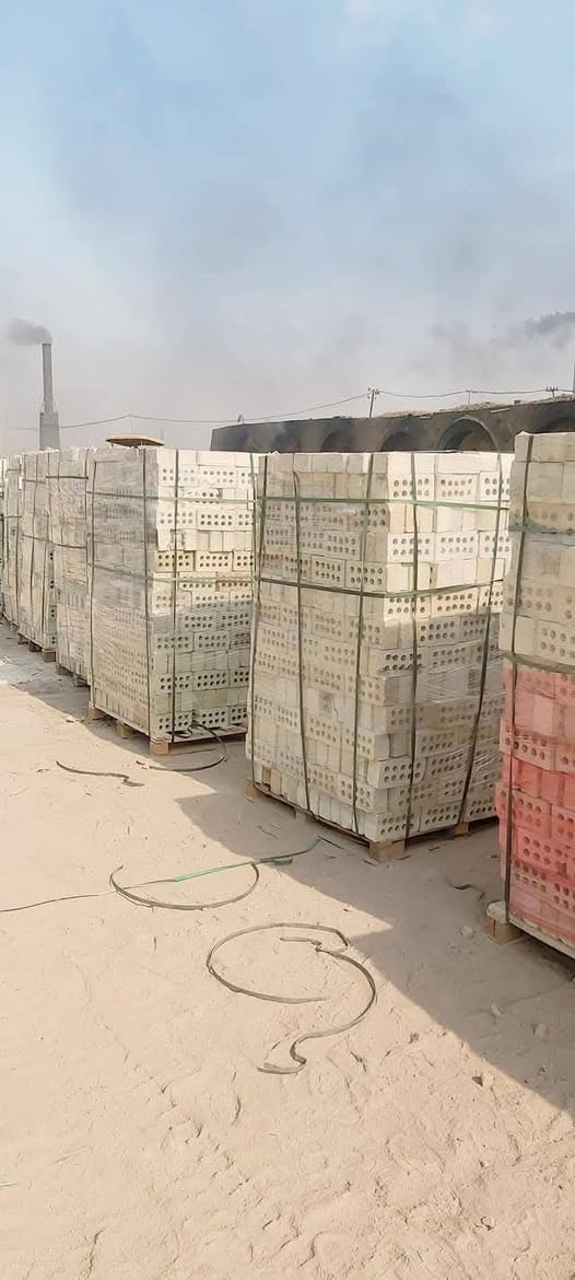 ‏📢 *تم تخفيض اسعار الطابوك الجمهوري لفترة محدودة سارع بالحجز الآن واستفد من التخفيضات:*
‏🔹 *8000 طابوقة + 400 
‏🔹 *4000 طابوقة + 300 
‏18000الف نظام السكيب لجميع محافظات العراق 
‏🚛 *توصيل سريع لكل محافظات العراق*
‏💧 *نسبة الأملاح قليلة – جودة مضمونة*
‏📞 *للحجز أو الاستفسار واتساب:*  
‏***********  
‏***********  
‏🕐 *نخدمكم 24 ساعة – تواصل مباشر وبدون تأخير
‏
