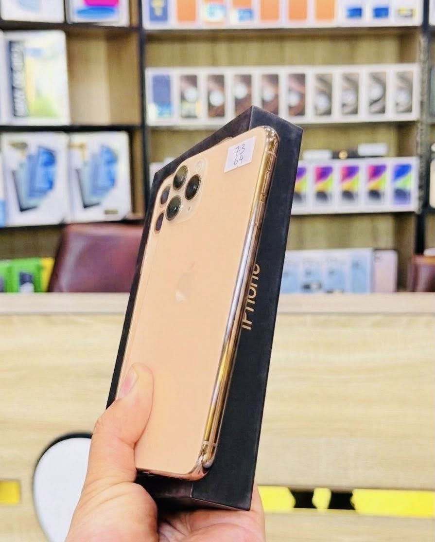 ايفون 11برو ماكس64
شرق اوسط ماستر
ذاكره64
➖صحة البطارية73🔋

دبل سيم كارت

➖260 بي مجال بسيط جدا 

مبدل شاشا اصلي شرط فيس شغال 

نضافه شرط 100/100


**إذا كنت صاحب هذا الإعلان وتريد حذفه لأي سبب، رجاءا أرسل رسالة إلى الدعم الفني**