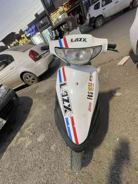 قجمة. للبيع  هندر واحد يرادلهة باتري ترتيب كهربياتهة مكينة ناعمة كلش نص هندرتشتغل  مكفولة من تبخير ونضوح  كفراتهة نضيفات حييل  سعر ٣٢٥ الف مكاني بغداد الغزالية ***********
