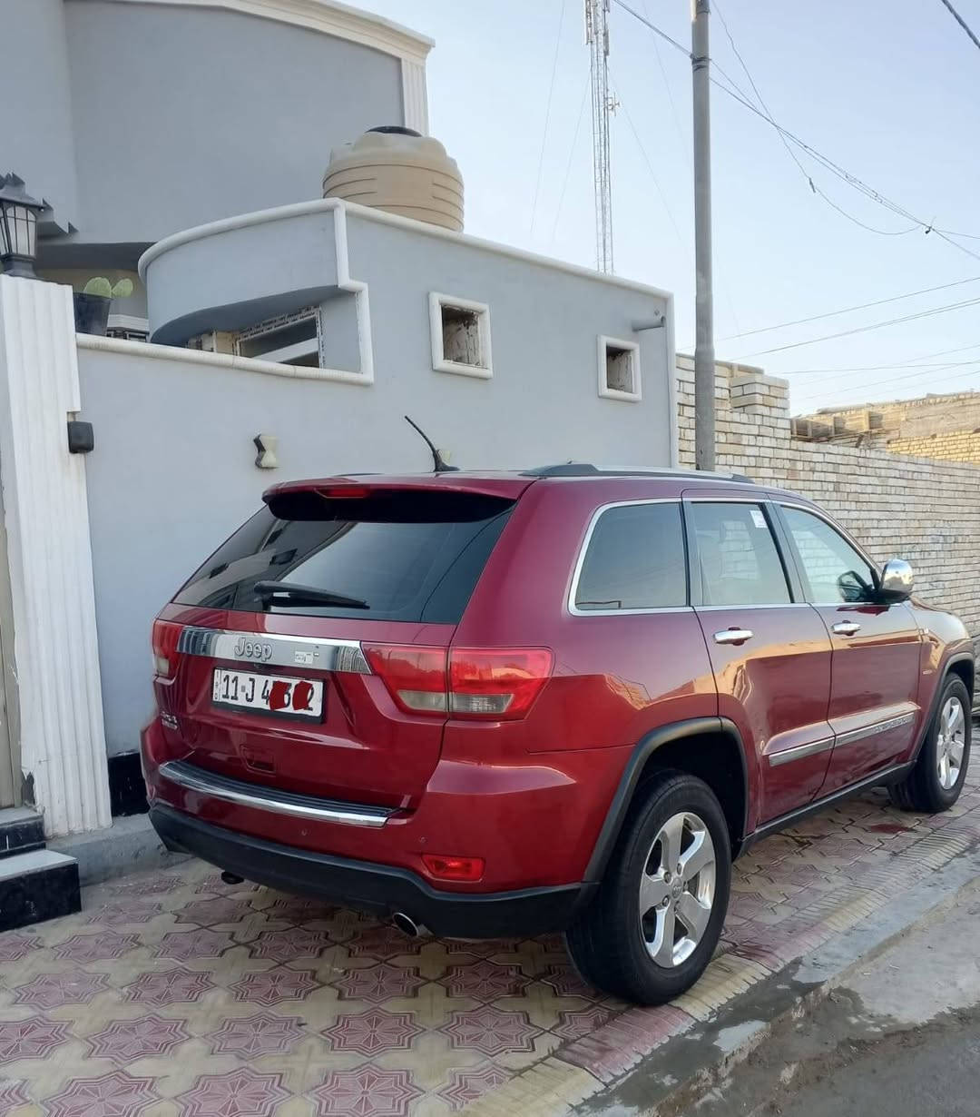 السلام عليكم جيب خليجيه.كفاله عامه  ما عدا شبر صبغ  ش
جو ملغ بدون فتح وبدون دواخل    موديل 13 رقم بغداد دولي باسمي سياره فول مواصفات واحد على واحد تخم تاير دوشمه عامه السياره ما ناقصها اي شيء مكينه 6 سياره كلش حلوه احلى من الصوره  مكان السياره بابل قضاء القاسم ***********

