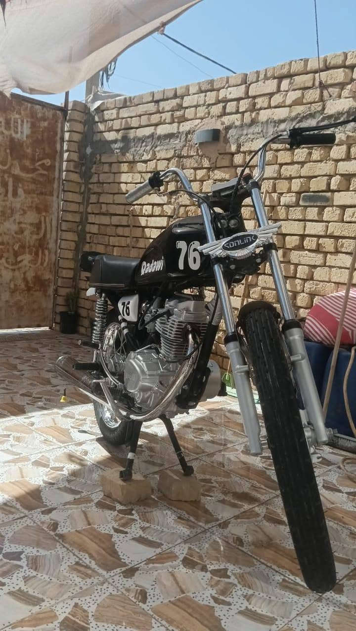 سلام عليكم دراجه كلك للبيع لسعر ٦٥٠ وبيه مجال بخدمت لشراي لمكان ناصريه مركز ***********
