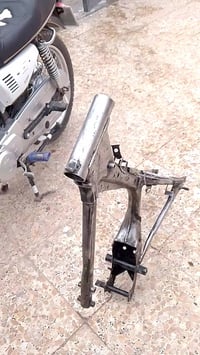 دراجة • شاصي مكسور • ورق كامل