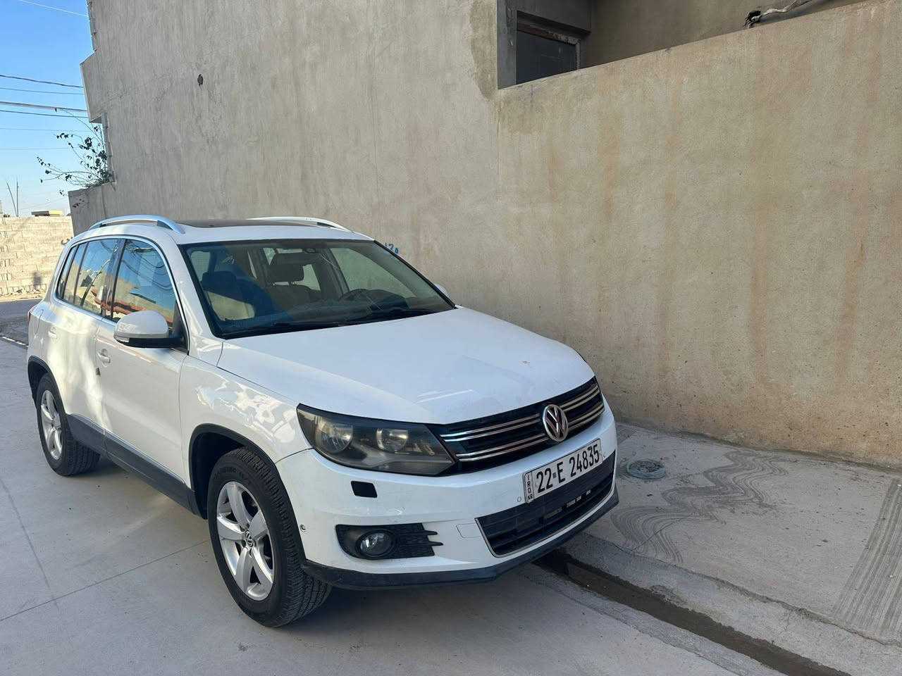 فولكس واكن تيكوان ألماني فول مواصفات كلين موديل ٢٠١٢كير ومحرك شرط التحويل السعر ١٠٠ورقة بيه مجال بسيط رقم ***********
