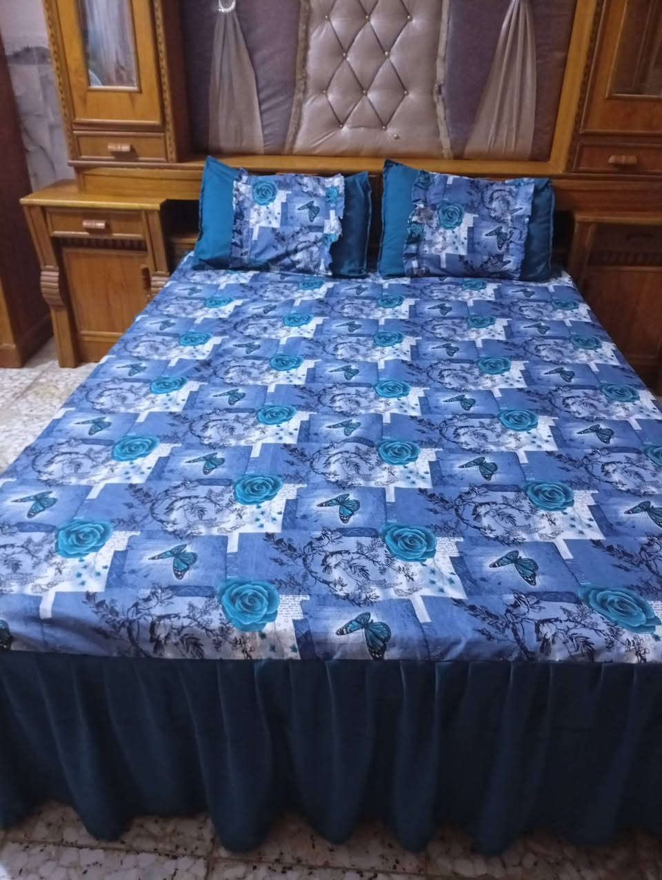 من رخصة الادمن 
خياطتي فرشات همايون وقديفه خاولي حسب الطلب لاستيك من اربع جهات متوفر توصيل جميع المحافضات


**إذا كنت صاحب هذا الإعلان وتريد حذفه لأي سبب، رجاءا أرسل رسالة إلى الدعم الفني**