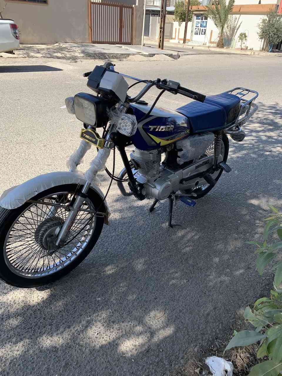 تايكر مديل ٢٠٢٤ محرك مامفتوح لا صرف ولا بخار شلعه ومعدل فول كهربائيات كله شغال سعر ٤٥٠ وبيه مجال قليل  رقمي ***********
