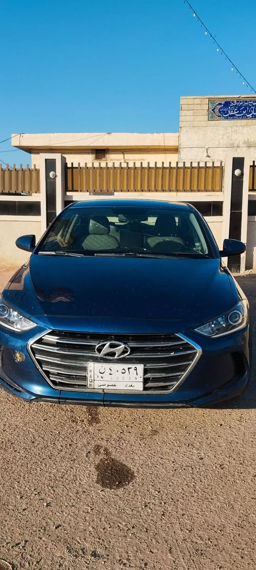 إلنترا موديل 18 حادثها صندوق والجاملغات الخلفية مصبوغة محرك وكير مكفولات تخم تاير السعر 115 مكاني بغداد سريع أبو غريب للاتصال ***********
