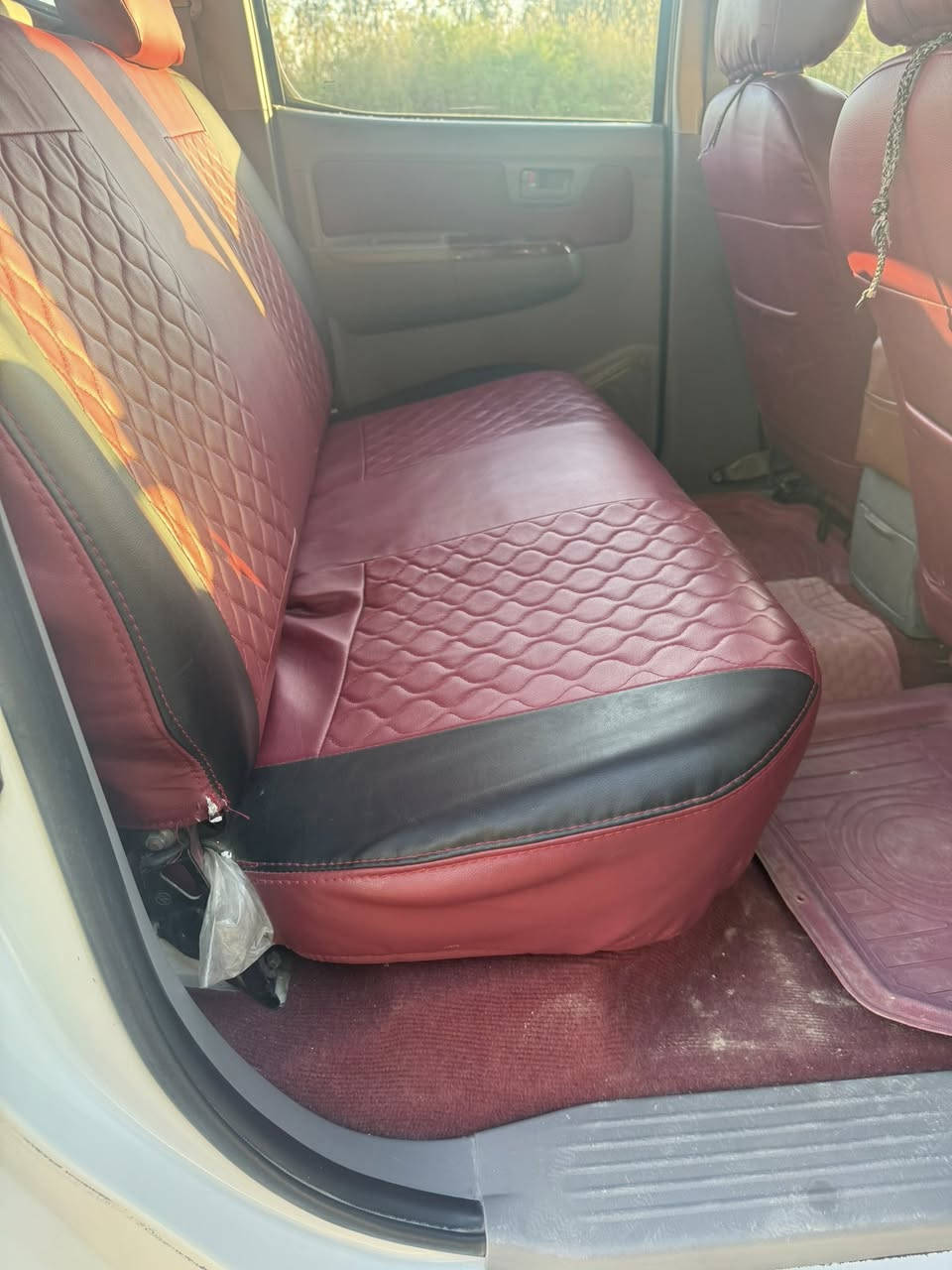 هايلوكس ٢٠١٠ بغداد مكفوله محرك جديد وتبريد منظومة جديده  تخم تاير كشنات حداديه جديده السعر  ١٧٥ المكان بابل  ***********
