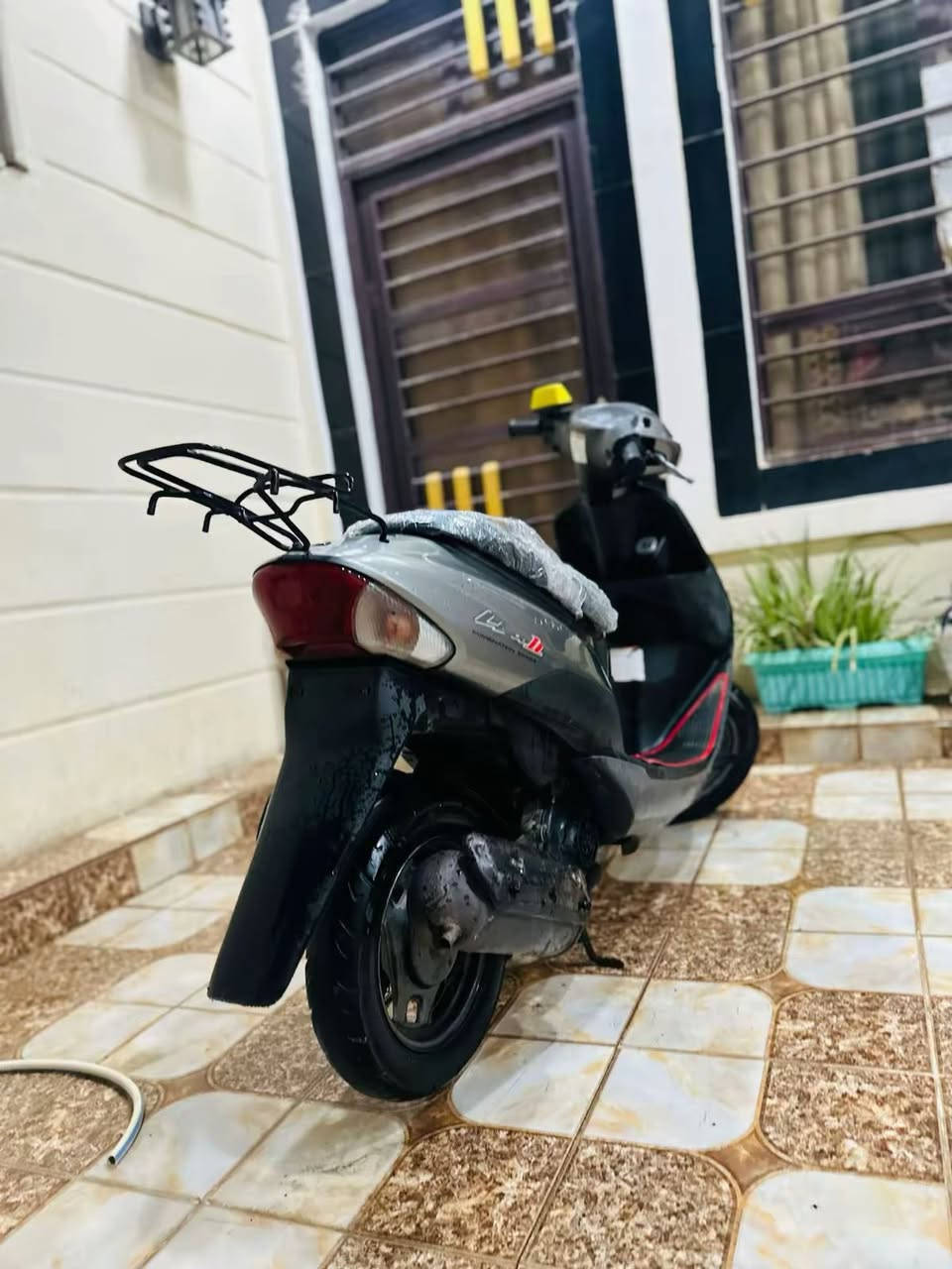 سلام عليكم درجه ساسوكي خفاش الدرجه اول فتحهه الها درجه نضيفه كفرات نضيفه الي يردها خاص العنوان تكريت

*********** سعر خاص
