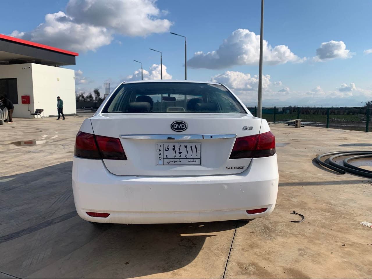 بيواى دى ٢٠١٣
سةنةوى
گير مةكينة بةشةرت.  
سلايد بةسمة بيلادى 
تةبريد لةسةرسويچ 
گيرتؤماتيك.
گيرومةكينةى كامرى لةسةرة
*********** وةتس ئةپ+فايبةر رانية, السليمانية
