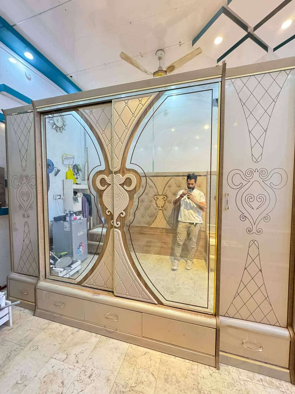 غرفه تركي 7قطع نظيفه وضخمه ام الملحق سعر 650 نجف حي جزيره يالله


**إذا كنت صاحب هذا الإعلان وتريد حذفه لأي سبب، رجاءا أرسل رسالة إلى الدعم الفني**