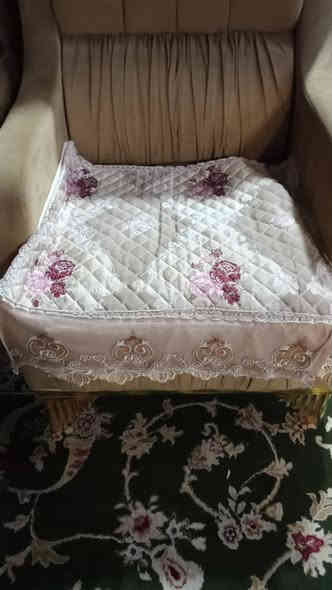 تلبسات تخم وحده رصاصي وثاني كريمي مشجره قياس تلبيسه تخم 10نفرات للبيع ***********
