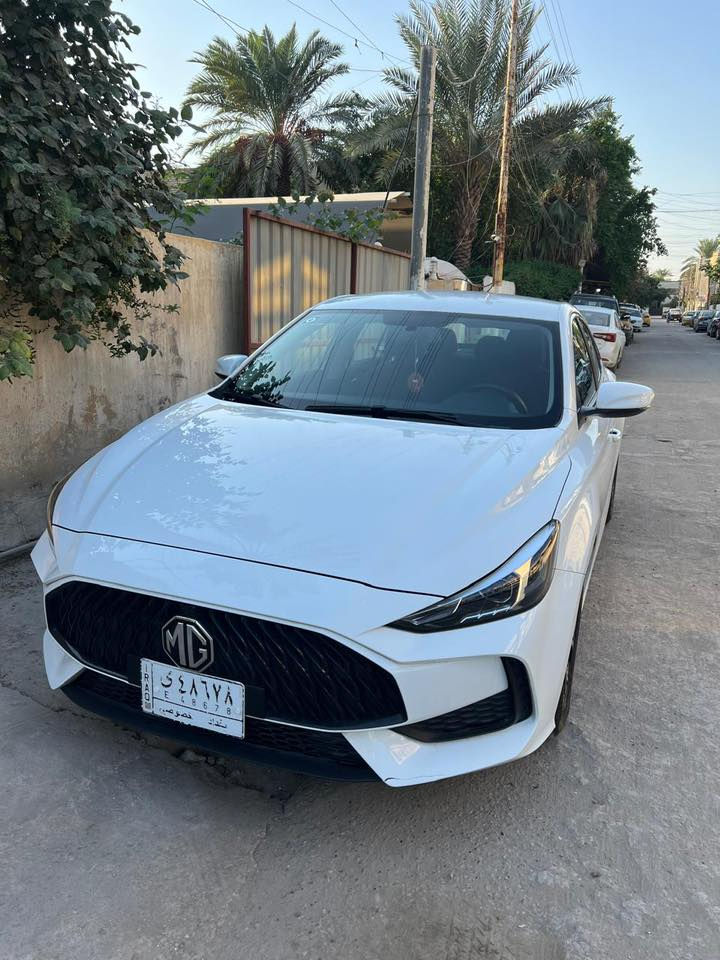 للبيع mg gt 2022 رقم بغداد
استلام شركة حالياً ماشيه 73 الف 

مواصفات ستاندر محرك 1500 

بيها بارد بجاملغ الامامي وشخط بلباب مال سايق 

بدون صبغ 

السعر 115$ 

الاتصال واتساب *********** مكانها بغداد
