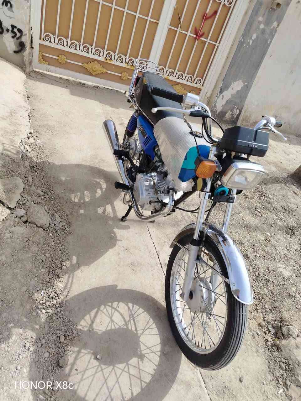 السلام عليكم دراجه نامه موديل 23 دراجه اوراق مكاني حله يم مركز الثوره السعر 475 وبها مجال70819210353


**إذا كنت صاحب هذا الإعلان وتريد حذفه لأي سبب، رجاءا أرسل رسالة إلى الدعم الفني**