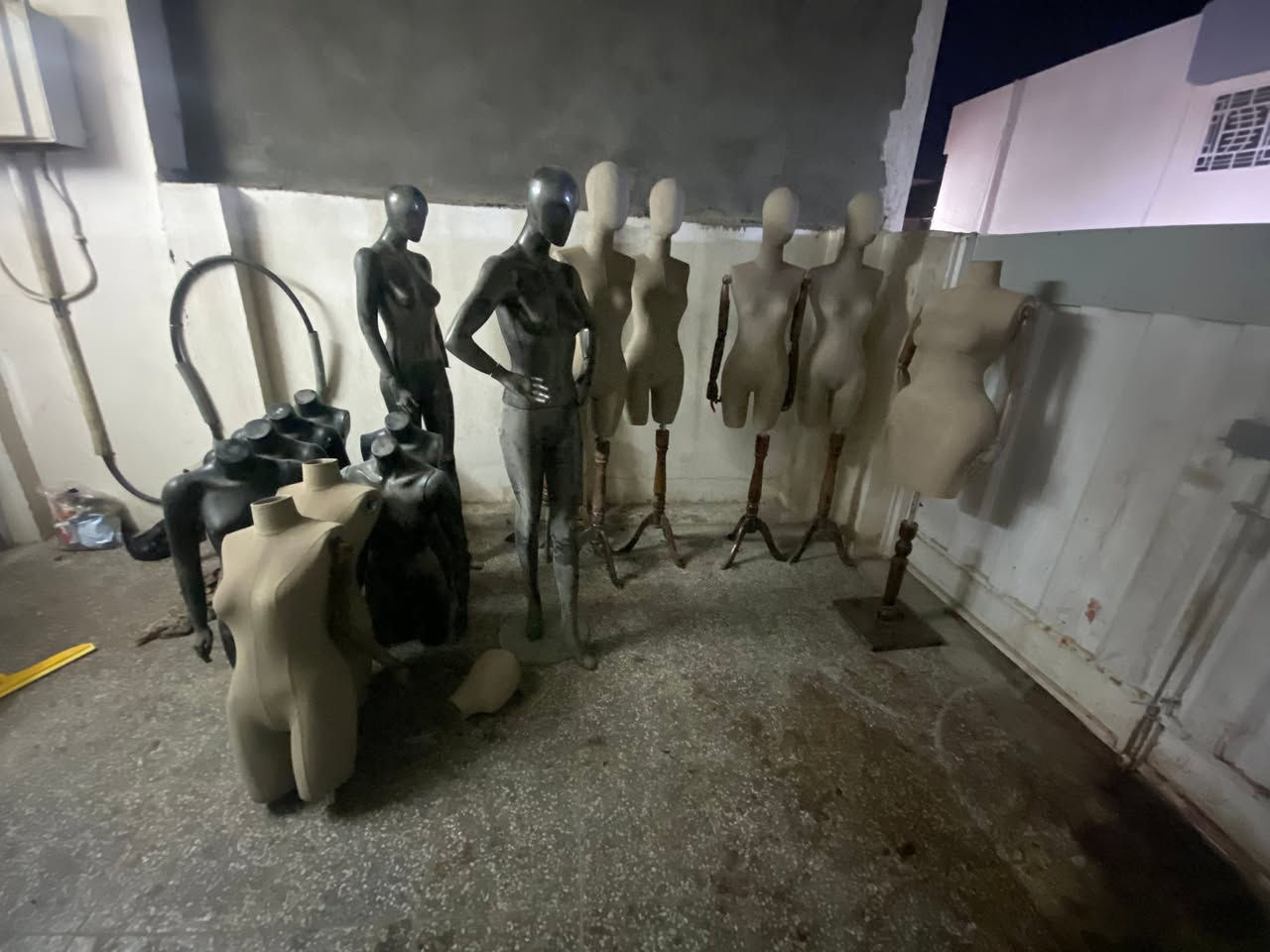 ملكانات للبيع بغداد حي جميلة موبايل *********** واتساب
