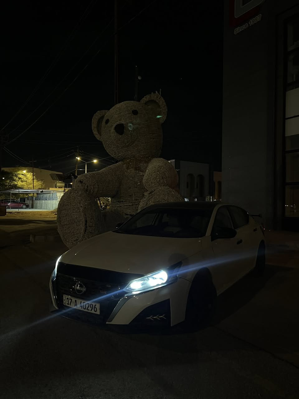 سيارة للبيع نيسان التيما 2023 s موصفات خليجيه
بصمه 
محرك ٢٥٠٠ 
شاشه كامره خلفيه 
تحكم قفل سرعه 
كير محرك كفاله 
حادثه بس بنيد وداعميه 
رقم السياره المثنى معوقين وكاله عامه 
*********** واتساب
*********** 
السعر ١٤٤ وبيها مجال
