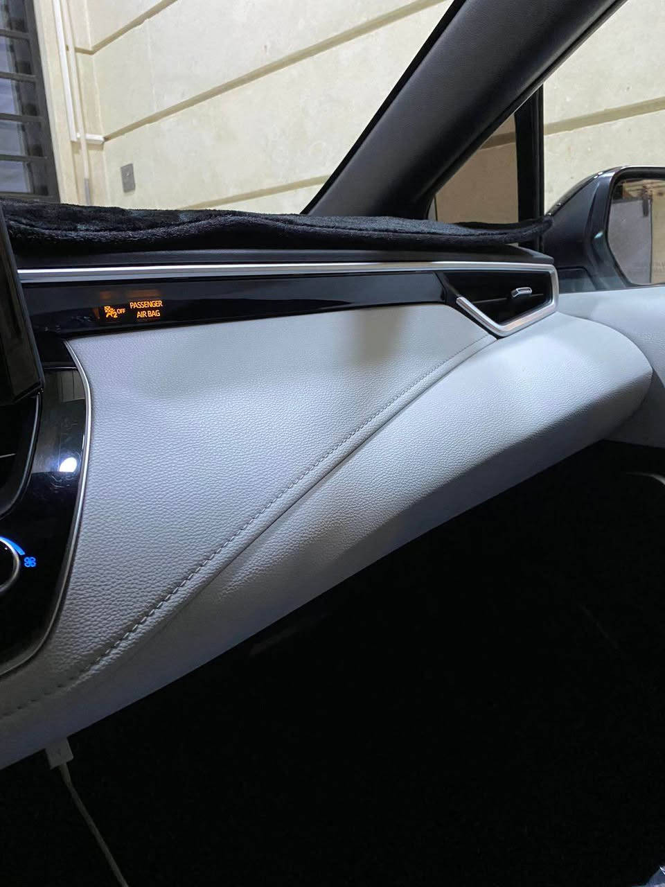 كورلا apex اعلى فئة
2022 
وارد 
ابيض سقف اسود 
ماشية 41 الف كيلو 
ويل اسود نيكل رياضي 
8 ايرباكات 
10 نمر شفتات ستيرن 
داخل جلد ابواب ودشبول اسود مطعم ابيض 
مقاعد قماش 
رزنة بالطريق مو مثل العادي 
وغيرها من المواصفات

السعر175 بي مجال تكريت, صلاح الدين


**إذا كنت صاحب هذا الإعلان وتريد حذفه لأي سبب، رجاءا أرسل رسالة إلى الدعم الفني**