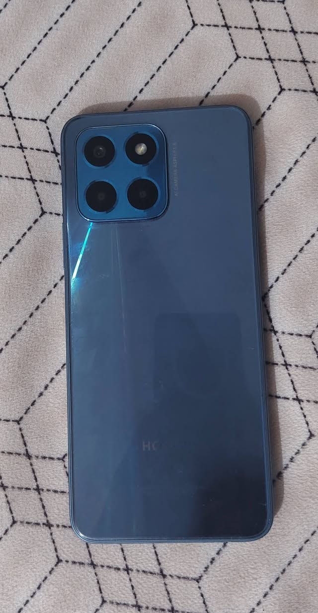 سلام عليكم  من رخصة الادمن جهاز للبيع هونر x6a ذاكرة 128 الجهاز نضيف ويا كارتون فقط ما صار هواي من مشتري السعر 120 وبي مجال للتواصل الخاص موجود


**إذا كنت صاحب هذا الإعلان وتريد حذفه لأي سبب، رجاءا أرسل رسالة إلى الدعم الفني**