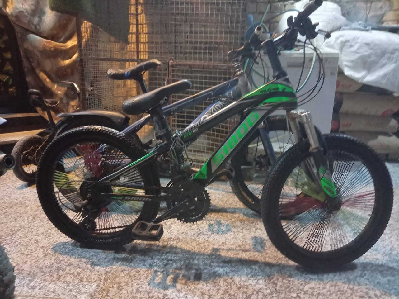 السلام عليكم ورحمة  اخواني عندي ذني باسكلات نصيفات كلس
الاخصر.... 35
الاسواد.... 35
وبهن مجال للطيبين


**إذا كنت صاحب هذا الإعلان وتريد حذفه لأي سبب، رجاءا أرسل رسالة إلى الدعم الفني**