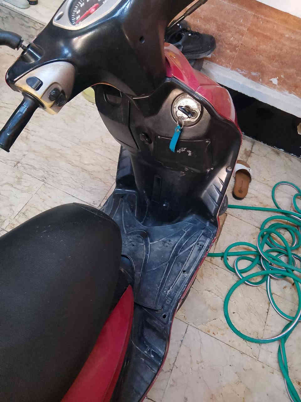 سلام عليكم دراجه البيع سكنس نثيه مكنه مفتوحه كله جديد وهاي الدراجه خير من الله السعر 400،  بيه مجال المكان الشعب شارع السواق ***********
