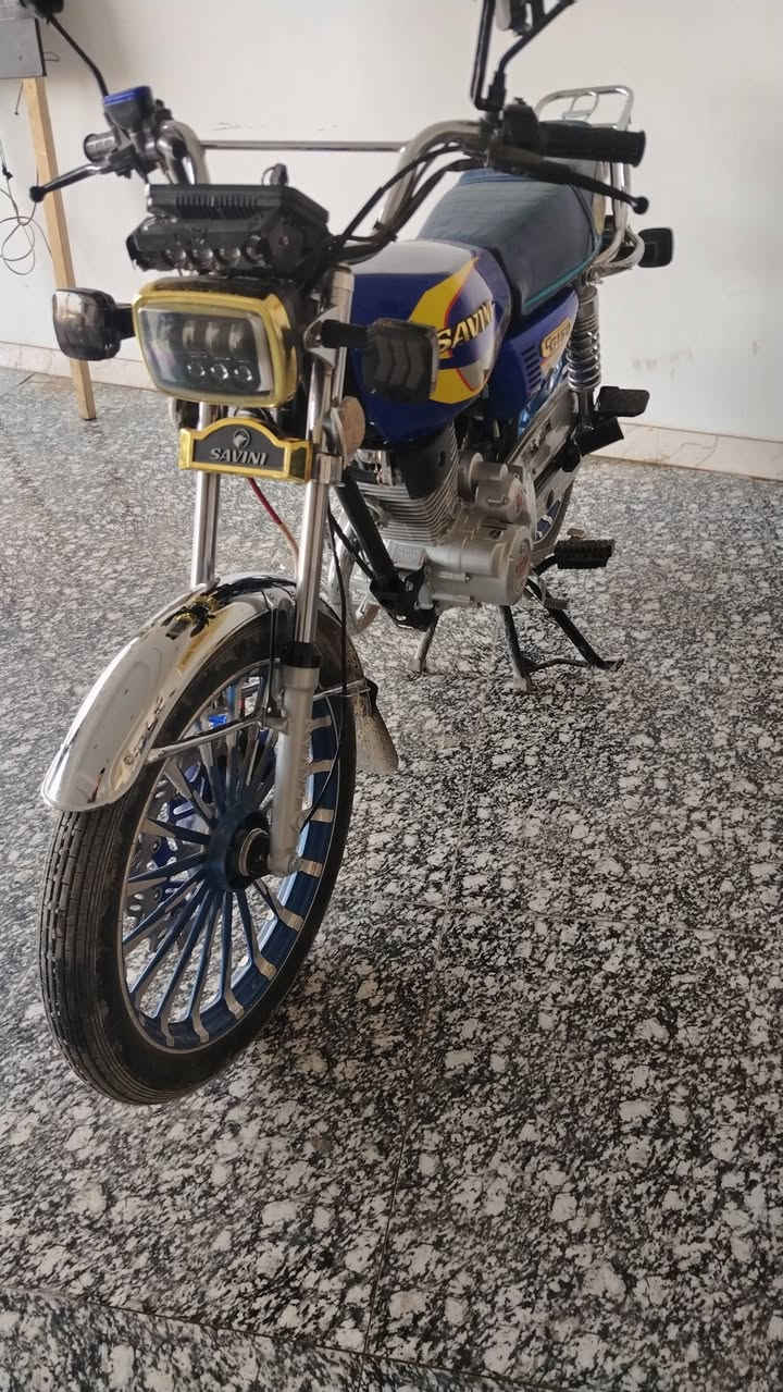 السلام عليكم
إيراني سيفان للبيع
دراجه حلوه مابيها نقوصات
السعر ٧٠٠
للتواصل *********** او زورونا عند معرض مهندس للدراجات النارية
