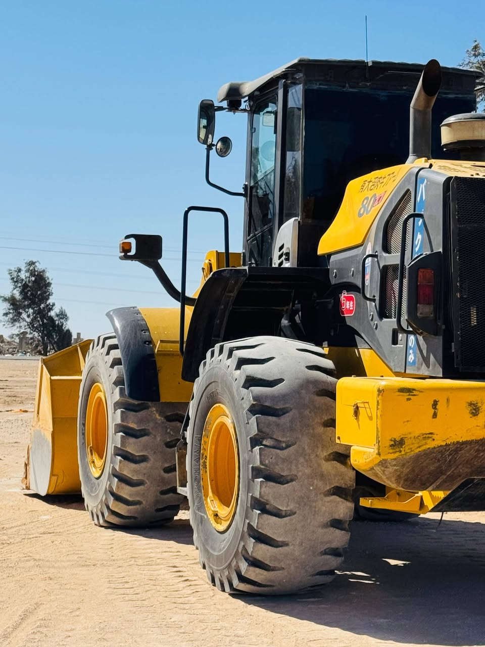 سلام عليكم 
شفل للبيع كاوسكي Z7 الحجم 80
دخول جديد مديل 2017مكينه ازوزه 
عداد ساعات العمل 4000ساعه 
رقم واسط 
كبان شغال +ورقيه كبان +كامرات 
مكان معارض الشوملي للاستفسار 
***********
***********
