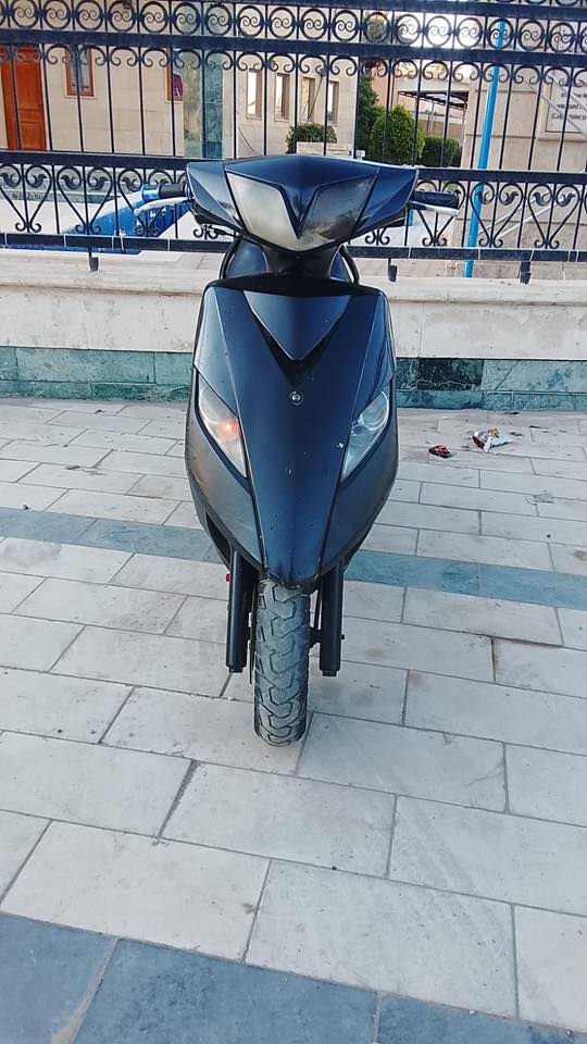 السلام عليكم دراجه ثعلب دراجه حلوه ونضيفه كهربائيات كله شغاله نكره سلف مكينه خير من  الله سعر 550 وبيه مجال مكان بغداد رقمي *********** خابرني وخادم
