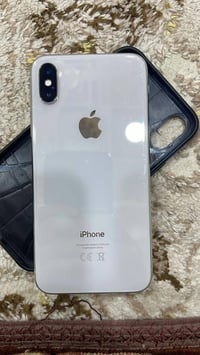 ايفون اكس اس • ٢٥٦ • بطارية ١٠٠%