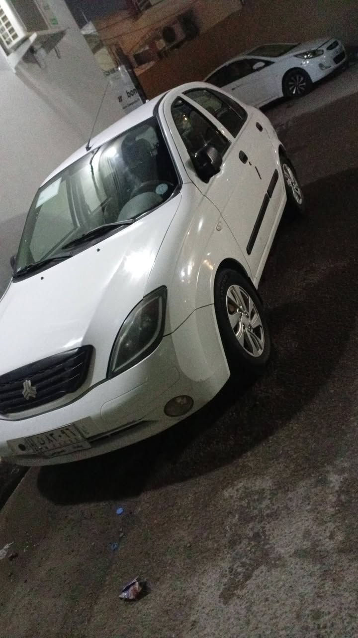 السلام عليم سياره موديل 2018ماشيه100وكسر محرك كير جدد
تدفئه تبريد شغاله وضع السياره جيد جدا بيها الجامعه الخلف السايق اثر ضربه مصلح وشويه بل قماره بارد اثر الضربه رجعت عليها سياره ومصلحه تحويل مباشر عند البيع السعر 40
*********** واتساب
