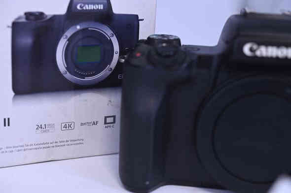 كأمره كانون  (💣👉m50 Mark 2💣) نضافه 99/100 كامل ملحقات 
1- رام 32✅
2- كورتون✅
3- حزام كتف✅
4- شاحنه اصليه ✅
5 بطاريه اصليه ✅ 
6- توصاله نقل صور  ✅
يوجد توصيل كل العراق 
 ***********
