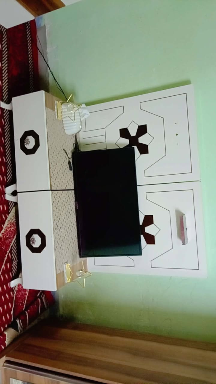 السلام عليكم غرفة تركي نظيفه جدا ما بيها اضرار 
سعرها ٣٠٠ وبيها مجال


**إذا كنت صاحب هذا الإعلان وتريد حذفه لأي سبب، رجاءا أرسل رسالة إلى الدعم الفني**