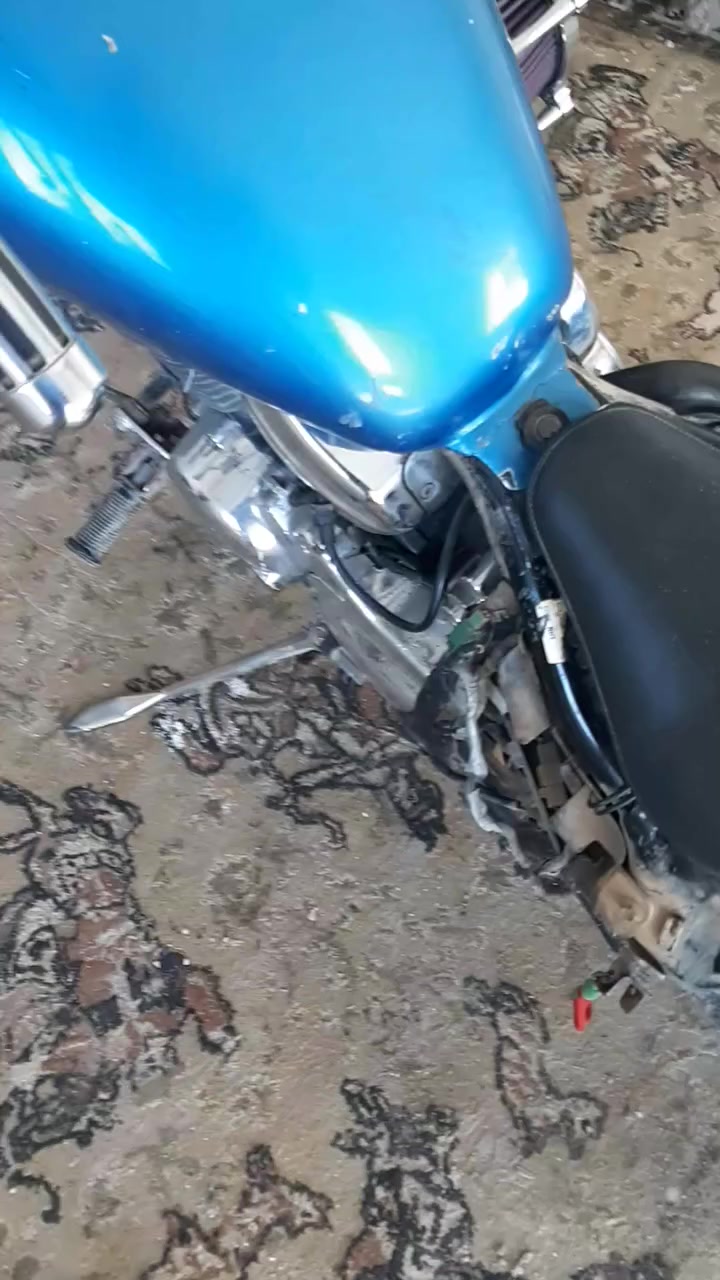 السلام عليكم
-ستيد بدون اوراق اكفلها من السرقة 

-مكينة مجفتة مرة وحدة تجفيت مضبوط لا تنقيص ولا تبخير 

-نقص عداد ولايت واشاير وتك ركبة وتك صفاحية 

-بيها شوتة ديفيدسون وشوتتها البلادية موجودة
-بيها خربطة بسيطة يمكن وساخة بالكابريتر او الجوين مالتها بي تهريب

-السعر قفل من الاخير ٦٠٠ الف

-مكان الدراجة بالراشدية 

***********
