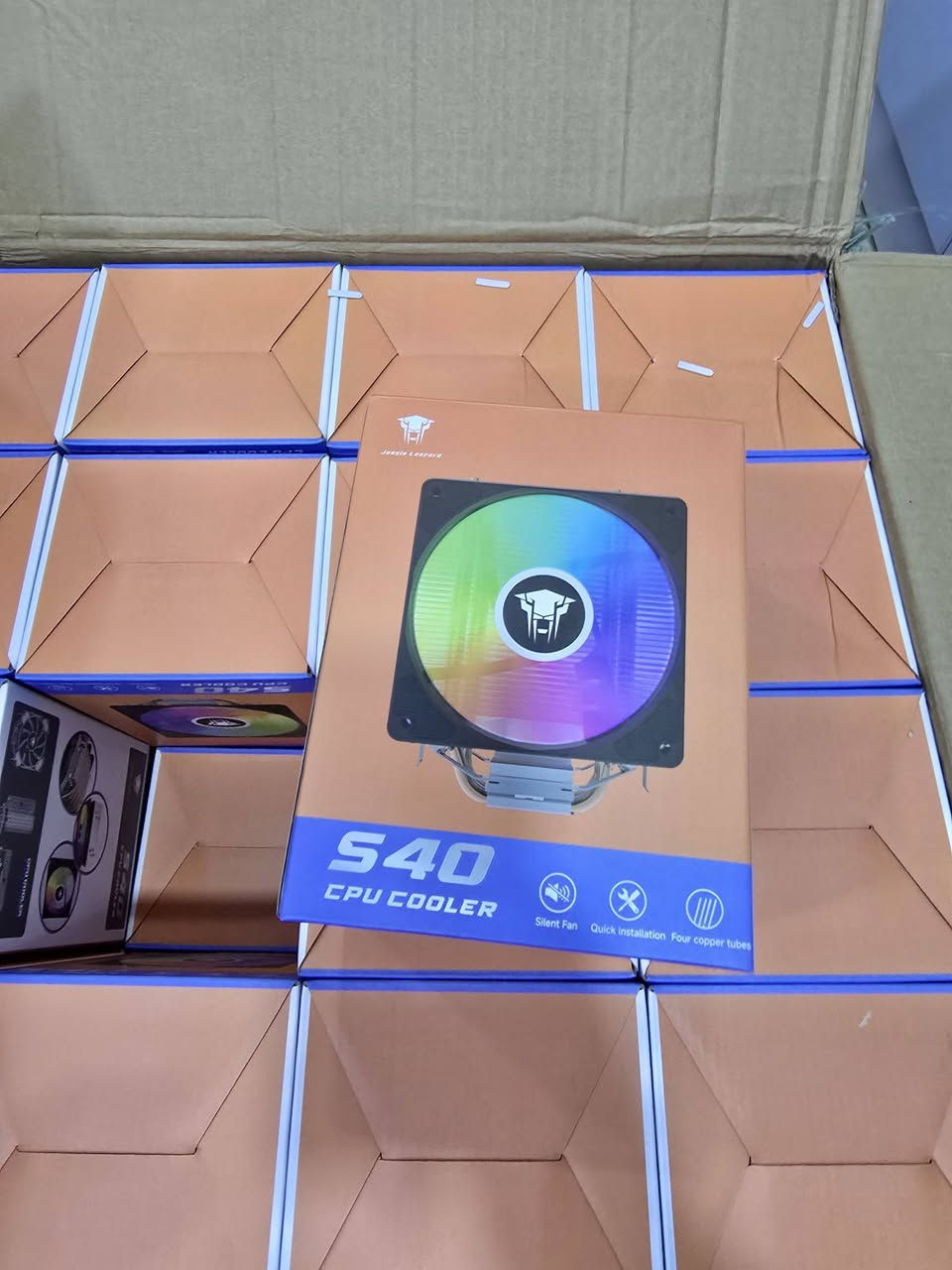 الاسلام عليكم وصلتني بضاعة جديد
1- مبرد s40 انابيب4 نحاس السعر 23 الف 
2- مبرد ap-400 انابيب 4 نحاس  + شاشة عرض درجة الحرارة السعر 28 الف 
3- مبرد Lc-D600w  انابيب 6 نحاس حجم مروحة 120  السعر 33 الف 
كيس فارغ ميني السعر 50 الف 
كيس فارغ مد تور السعر 70 الف
هب 3pin argb السعر 6 الاف 
 كت اكستنشن قطعتين كرت و بورد الكت 45 الف 
فانات شبيه ليان لي اسود القطعة 7 الاف


**إذا كنت صاحب هذا الإعلان وتريد حذفه لأي سبب، رجاءا أرسل رسالة إلى الدعم الفني**