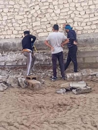 /  يوجد كادر عمل جاهز /  تصعيد مواد /  تنضيف بيوت /  تفليش /  تكشيط / ...