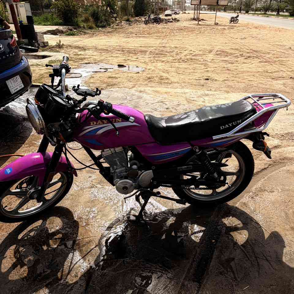 دراجه الي وان موديل 2023طلعت معرض قبل سنه أوراق أصوليه محرك مامفتوح كامله مكمله سعر مليون 750وبيها مجال حق جيه عنواني كربلاء 
رقم تواصل***********
