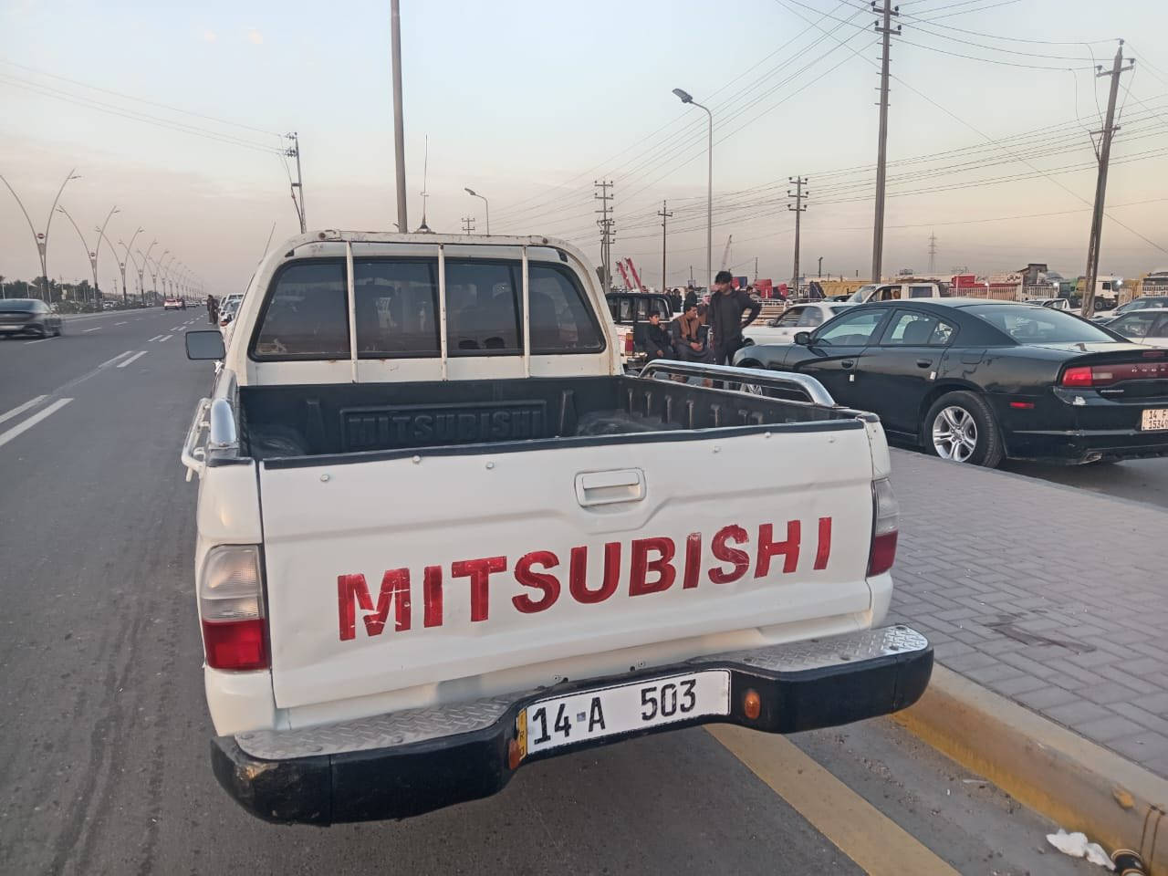 مستبوشي بكم /موديل 2005/سنوية 2029رقم بصره انكليزي مكفوله من ضربه مكينه كير جيد جدا طخم تاير كهربائيات كلهه شغاله شاصي مكفول سياره جديده
مكان سياره البصره الزبير علما انه مكلف بنشر 
باقي تفاصيل رقم***********السعر77وبيه مجال
