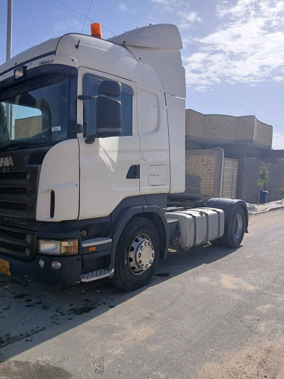 راس تريله ٢٠٠٧  بسم كردي رقم سليمانيه  منتهي الكردي ماعرفه   السعر ١٤٥ وبيه مجال للستفسار ***********
