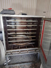 فرن حلويات • ٩ صواني