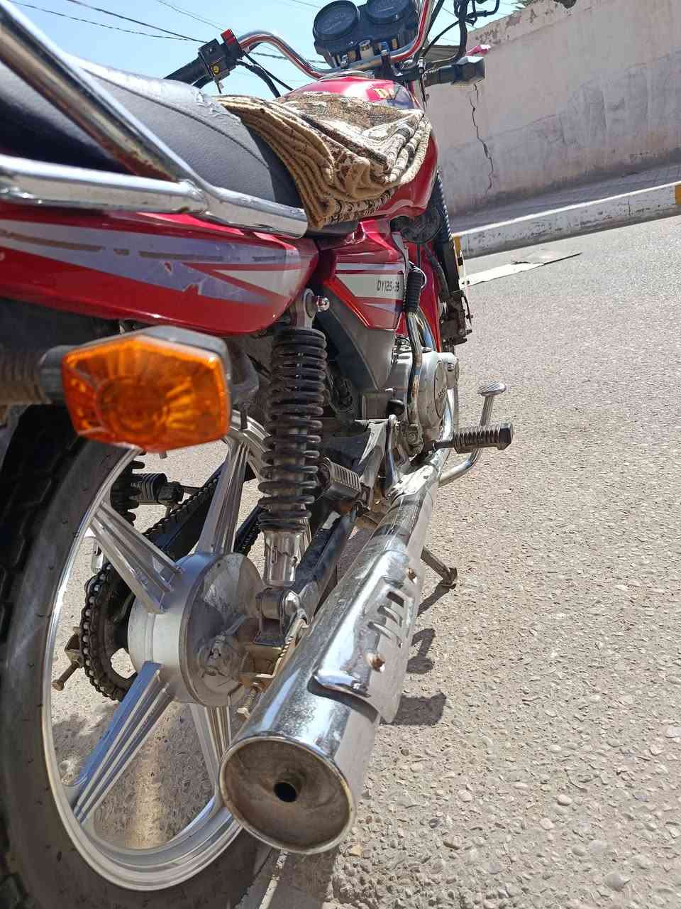 السلام عليكم 
دراجه دايون للبيع 
موديل 17 الدراجه نضيفه كلللش 
نگره سلف 
#السعر /750


**إذا كنت صاحب هذا الإعلان وتريد حذفه لأي سبب، رجاءا أرسل رسالة إلى الدعم الفني**