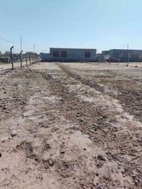 أرض • ع طريق السنيه • ٨٢٧م