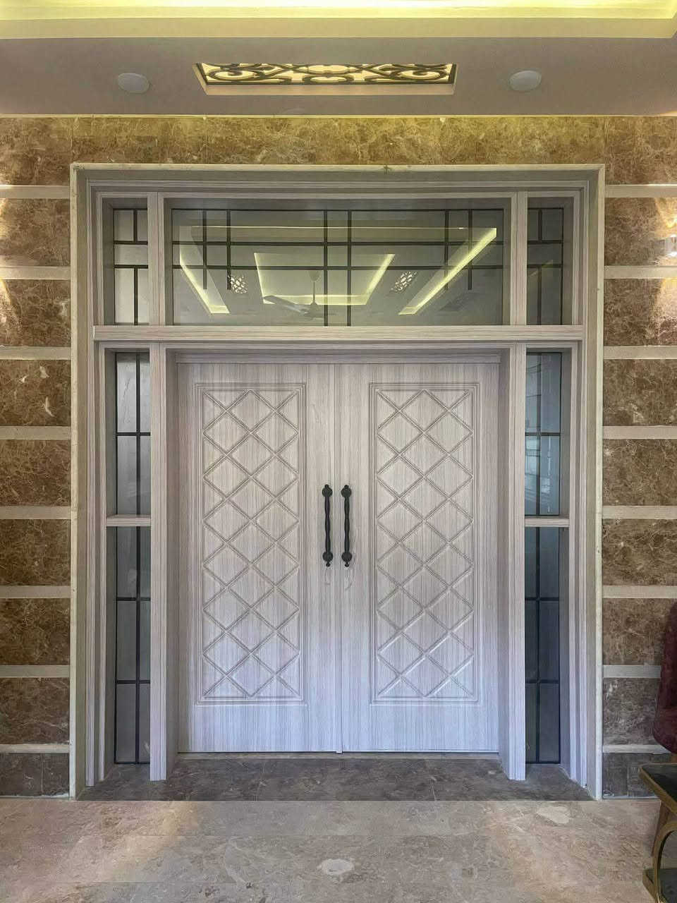 زبائن ( مجموعة ألمنيوم كربلاء )
عرض خاص 
لمدة أسبوعين 

(التوصيل والشد مجااااااااااني داخل كربلاء فقط🚛🚛 )
نوفر لكم ابواب تركية داخلية  ممتازه 
من اجود انواع الاخشاب التركيه وبجوده عالية 
تتوفر جميع القياسات والموديلات وبحسب الطلب 
تتميز أبوابنا 
✔️ ضد الرطوبة
✔️ ضد المتقلبات الجوية
✔️ كيلون مضمون
✔️ خامة تركية عالية
✔️ موديلات وألوان تناسب كل بيت
سعر الباب 200 الف دينار 
وضمان الباب 

باب واحد… يغيّر شكل مكانك ويزيد أناقته ✨
للاستفسار الاتصال على 
***********
جملة المخزن قرب جامعة فريحة  
أبواب_تركية
#ابواب_خشب #ابواب_منزلية #ضد_الرطوبة
#ديكور_منزلي #تصميم_داخلي #جودة_تركية
#ابواب_عراقية #مودرن_ديزاين
