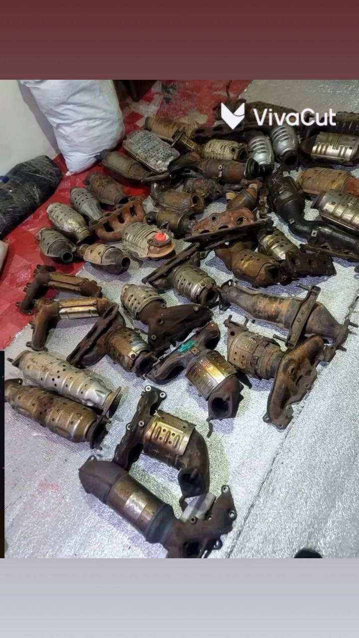 بيع وشراء جميع انواع الصالنصات والحجر البيئه لكافه انواع السيارات الوارد الامريكي والياباني الماني والصيني والايراني والفرنسي متواجدين في كل انحاء العراق الفرع الرئيسي في بغداد وبيع صالنصات ودكشنات لجميع السيارات وشراء الحجر البيئه المستخدم والغير المستخدم للتواصل معنا عبر الرقم الاتي
 واتساب ***********   ابو شريان حجر البيئة 

واتساب ***********   أبو شريان حجر البيئة

@الجميع
@إشارة
ابو شريان حجر البيئة
