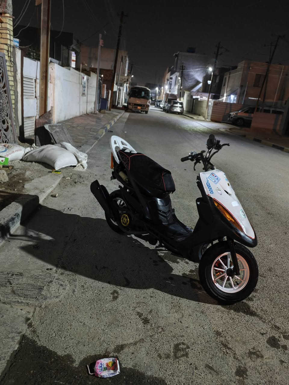 سلام عليكم  مراوس أو بيع
عدله مال لعب دراجه تعمير جديد من كلشي بيها طابوكه مال رمبه مسويها 55دراجه شلعه ومعدل كلج خلفي رياضي امامي بلادي بارحه مسوي ادامه لكلجات كلشي جديد كابريته جديد انكر واطلع دراجه بيها ويل مشيف اشاير وبكلايت اربعه شغاللات سلف 55سبايدر اربعه قبق فلاوين وقبق شاصي وقطره دراجه ربع ما تصرف عليها 
سعر..500وبيها مجال مراوس أو بيع


**إذا كنت صاحب هذا الإعلان وتريد حذفه لأي سبب، رجاءا أرسل رسالة إلى الدعم الفني**