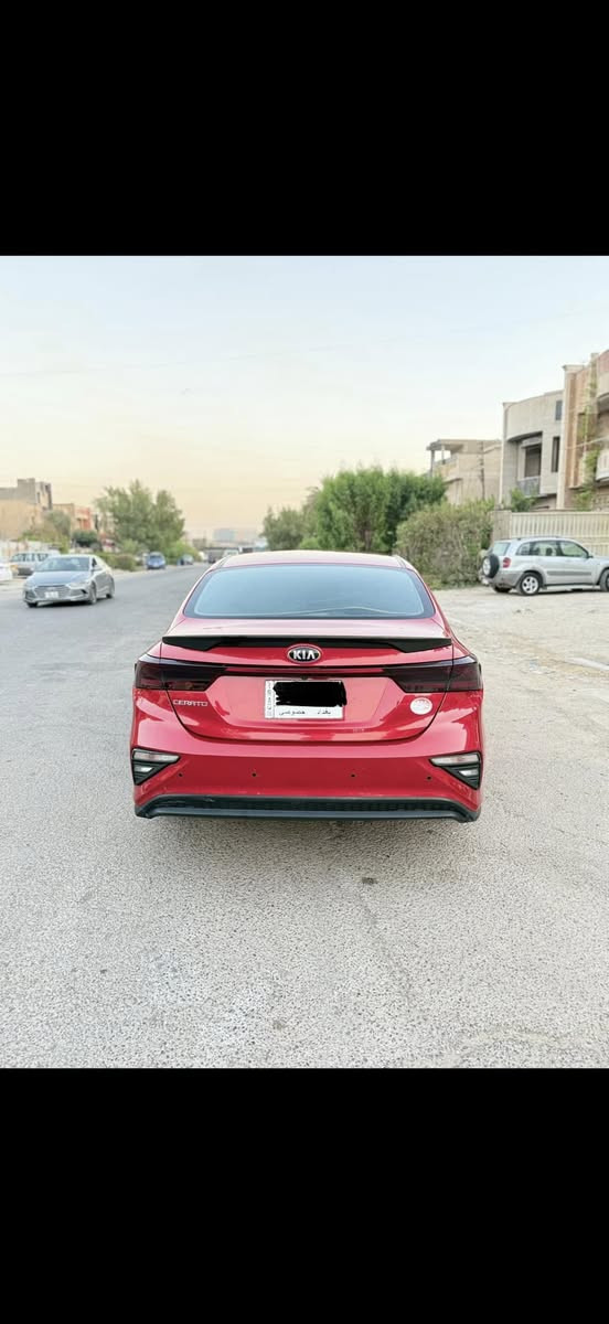 سلام عليكم 
كيا سيراتو خليجي الشركة العامه 
موديل 2021 
مواصفات عادية 
السعر 137 وبيها مجال للشراي 
مكان بغداد
***********
