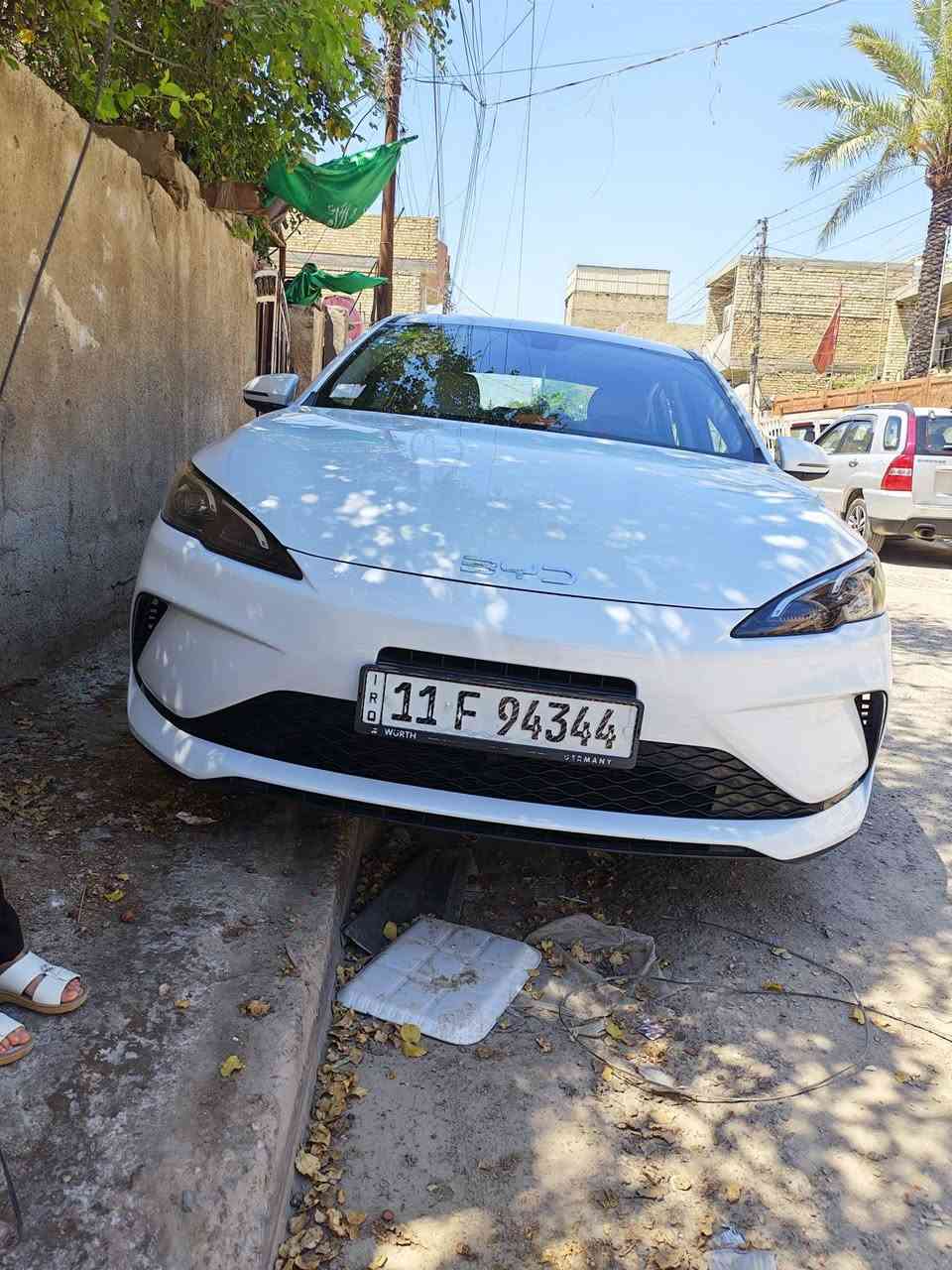 سلام عليكم
بي وأي دي موديل 2025 ماشيه 12 ألف 
كفاله عامه بيه هاي الشخوط بالدعاميه 
مبينات بالتصوير الباقي كوله مكفول 
مكانه بغداد الشعب سعره  19 و350
 رقم تلفون          ***********
